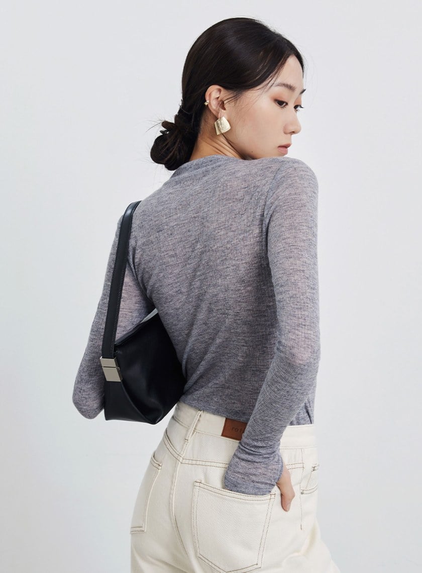 半高領舒適高彈內搭上衣